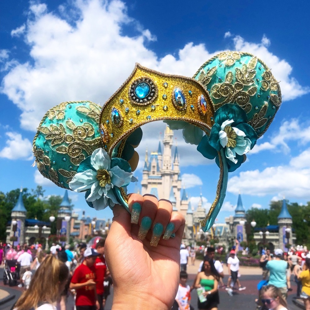 Custom Disney Ears ✨